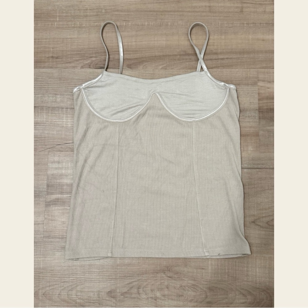 Joah Brown Tank! Cross listed on Mercari bc my prices are lower!